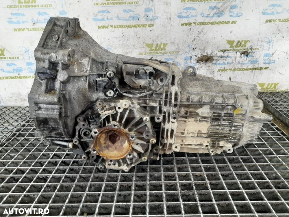 Cutie viteze manuala 5 trepte 1.9 tdi GYA 012301103AK Audi A4 B7 [200 - 2