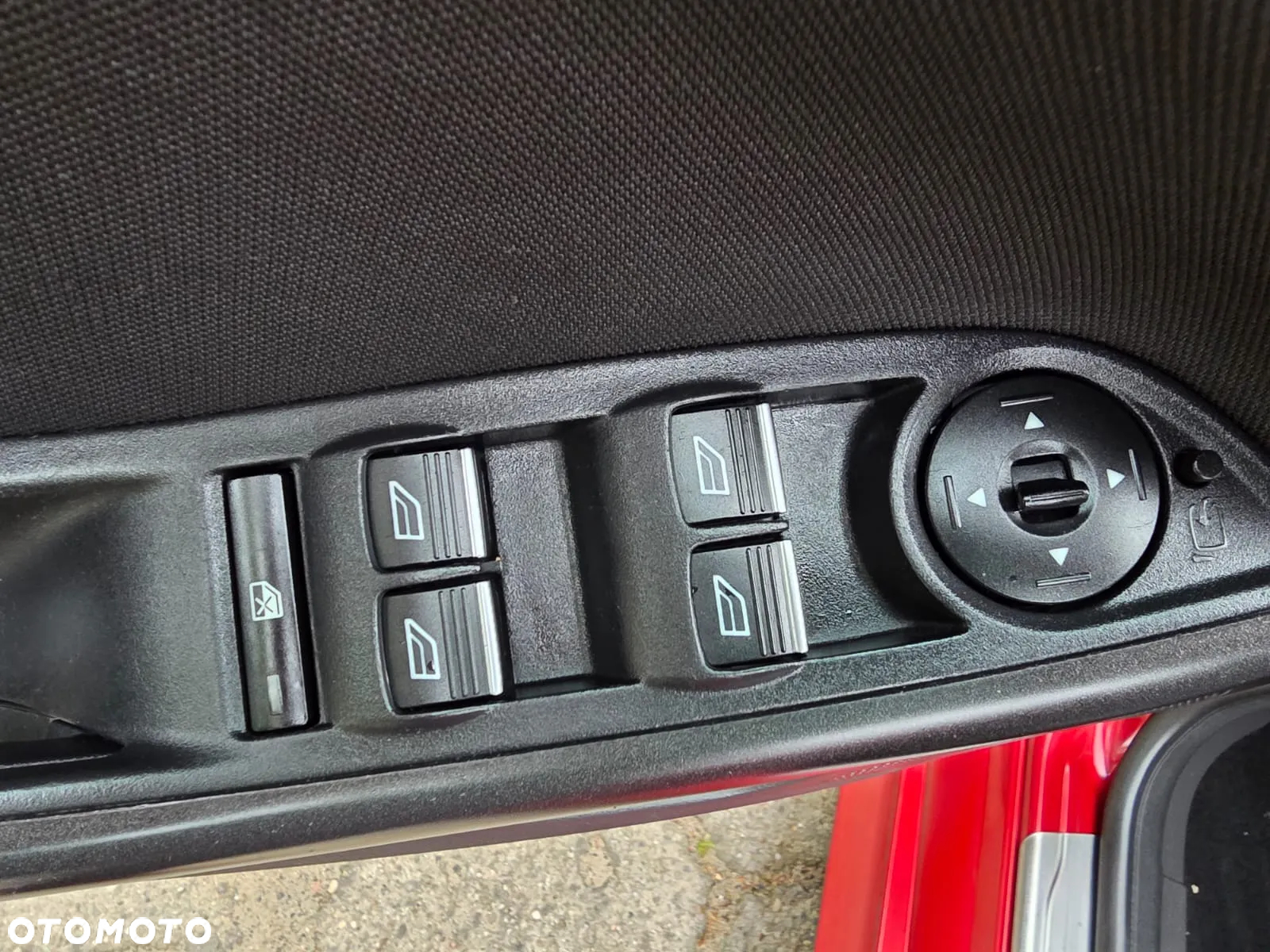 Ford Focus 1.5 EcoBoost Start-Stopp-System ST-Line - 27