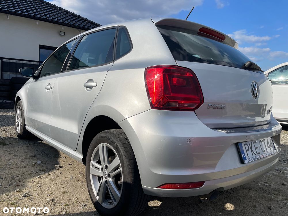 Volkswagen Polo 1.4 TDI Blue Motion Technology Lounge - 4