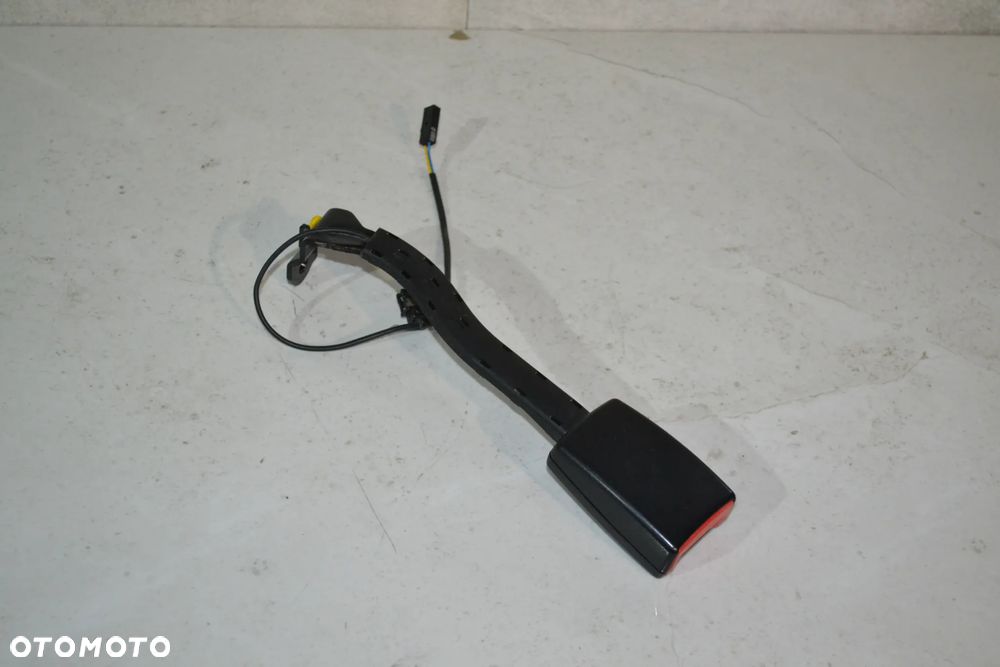 VW GOLF V VI JETTA GOLF V PLUS ZAPIĘCIE ZAPINKA PASA BEZPIECZEŃSTWA LEWA 1K4857755K