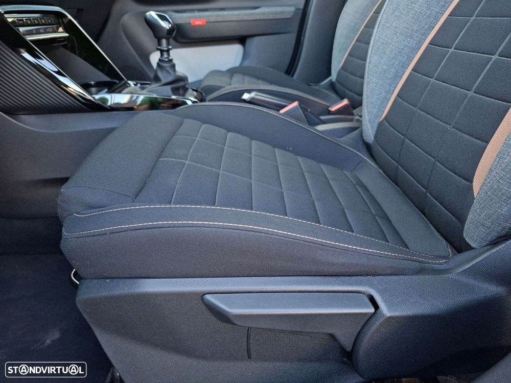 Citroën C3 Aircross 1.2 PureTech Plus - 29