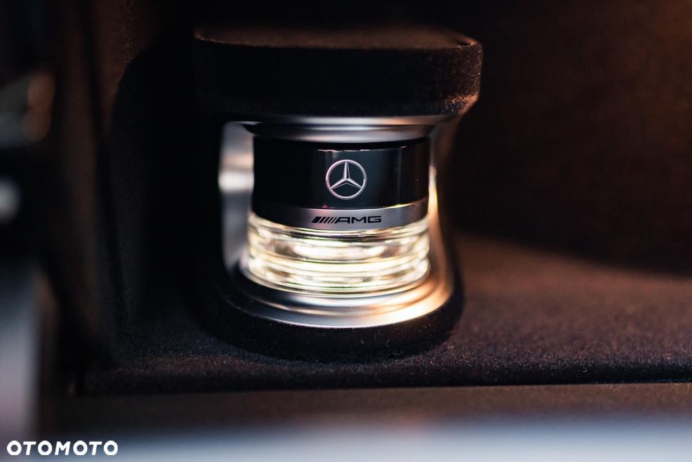 Mercedes-Benz AMG GT - 38