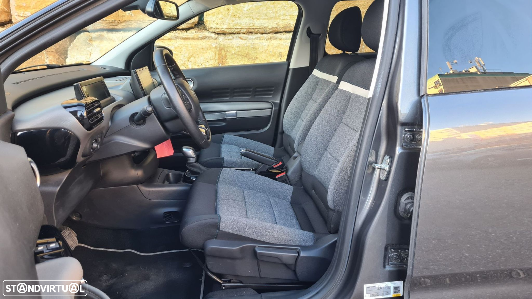 Citroën C4 Cactus - 36