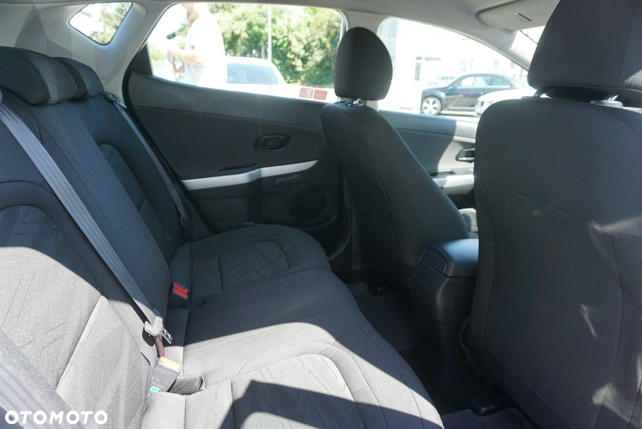 Kia Ceed - 16