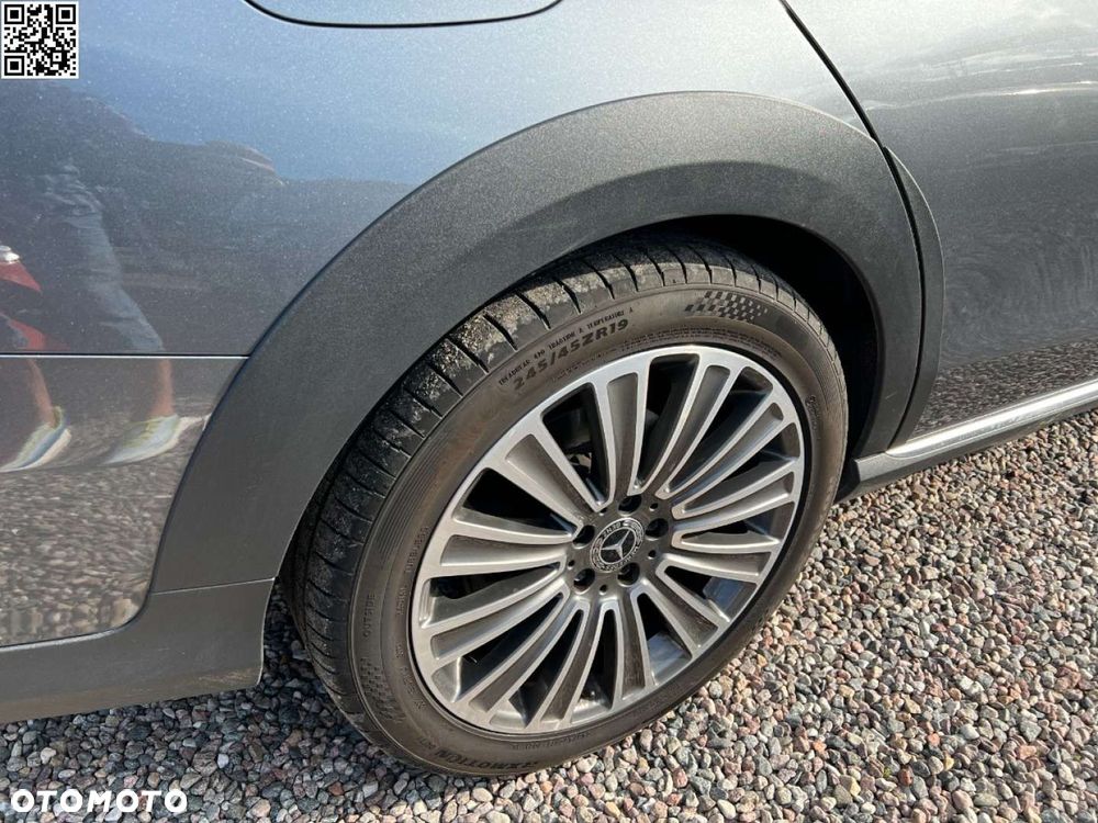 Mercedes-Benz Klasa E 220 d 4-Matic All-Terrain Exclusive - 25