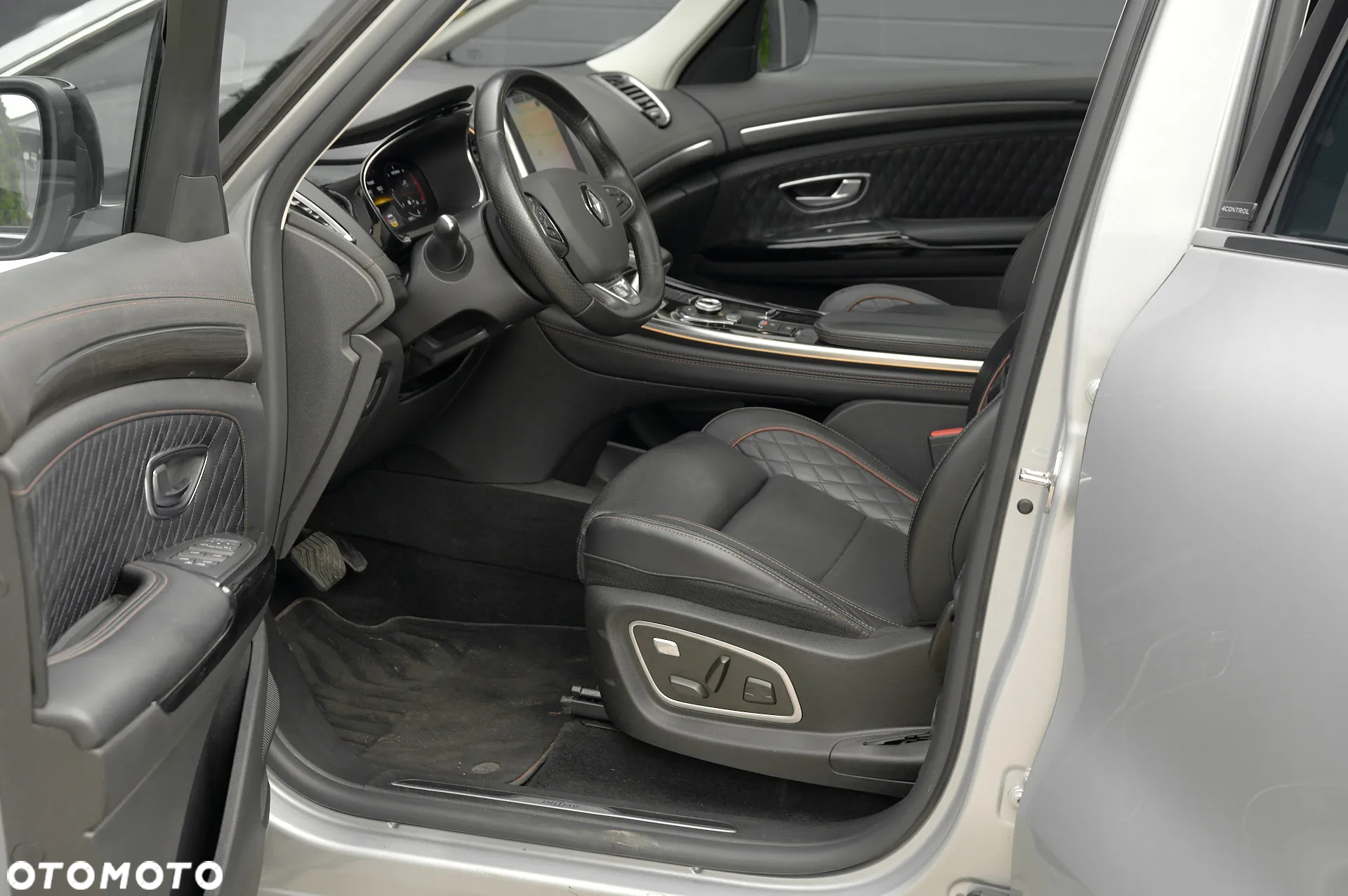 Renault Espace 2.0 Blue dCi Initiale Paris EDC - 10
