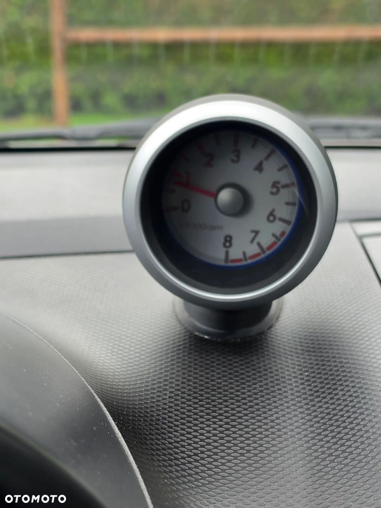 Suzuki Splash 1.0 Club - 8