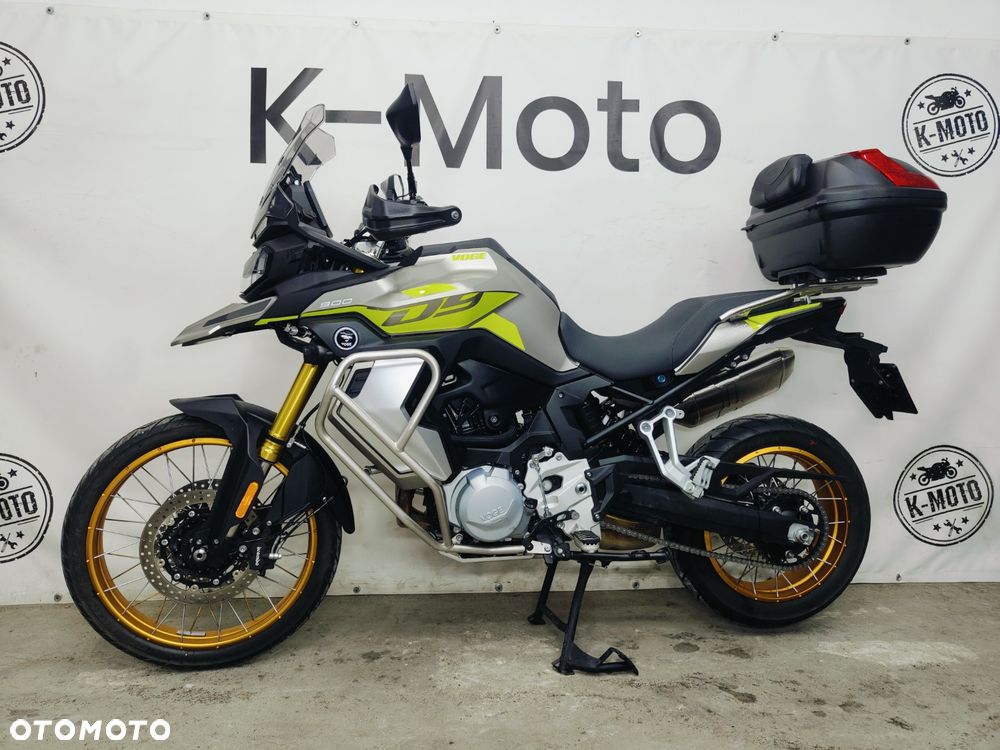 VOGE 900DSX - 17