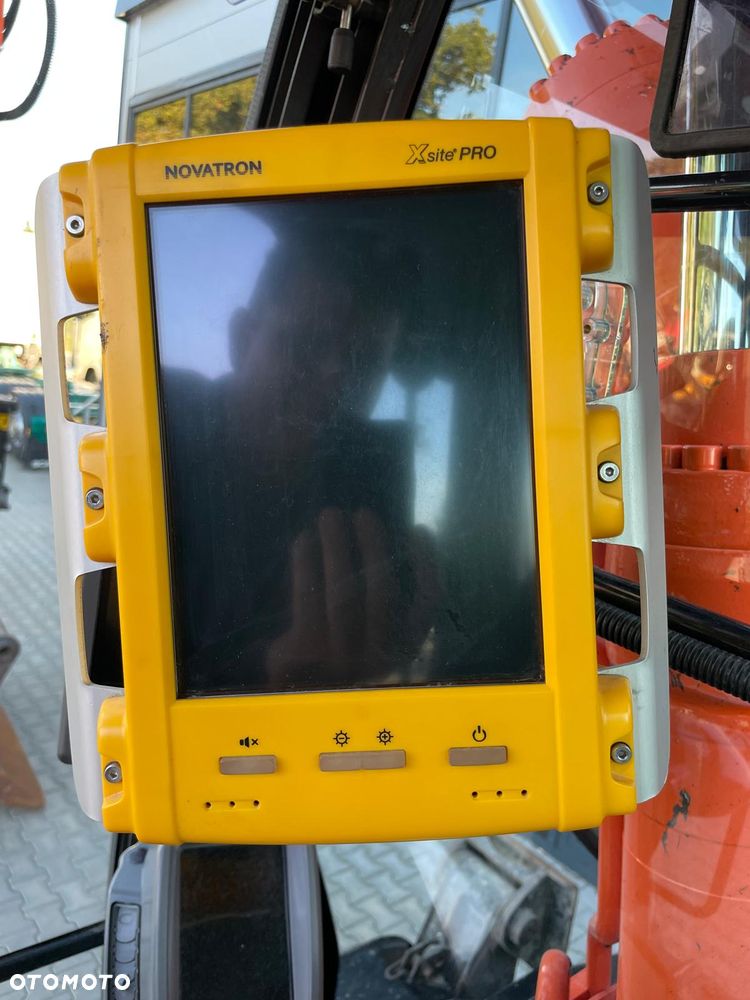 Hitachi ZX145W-6 - 11