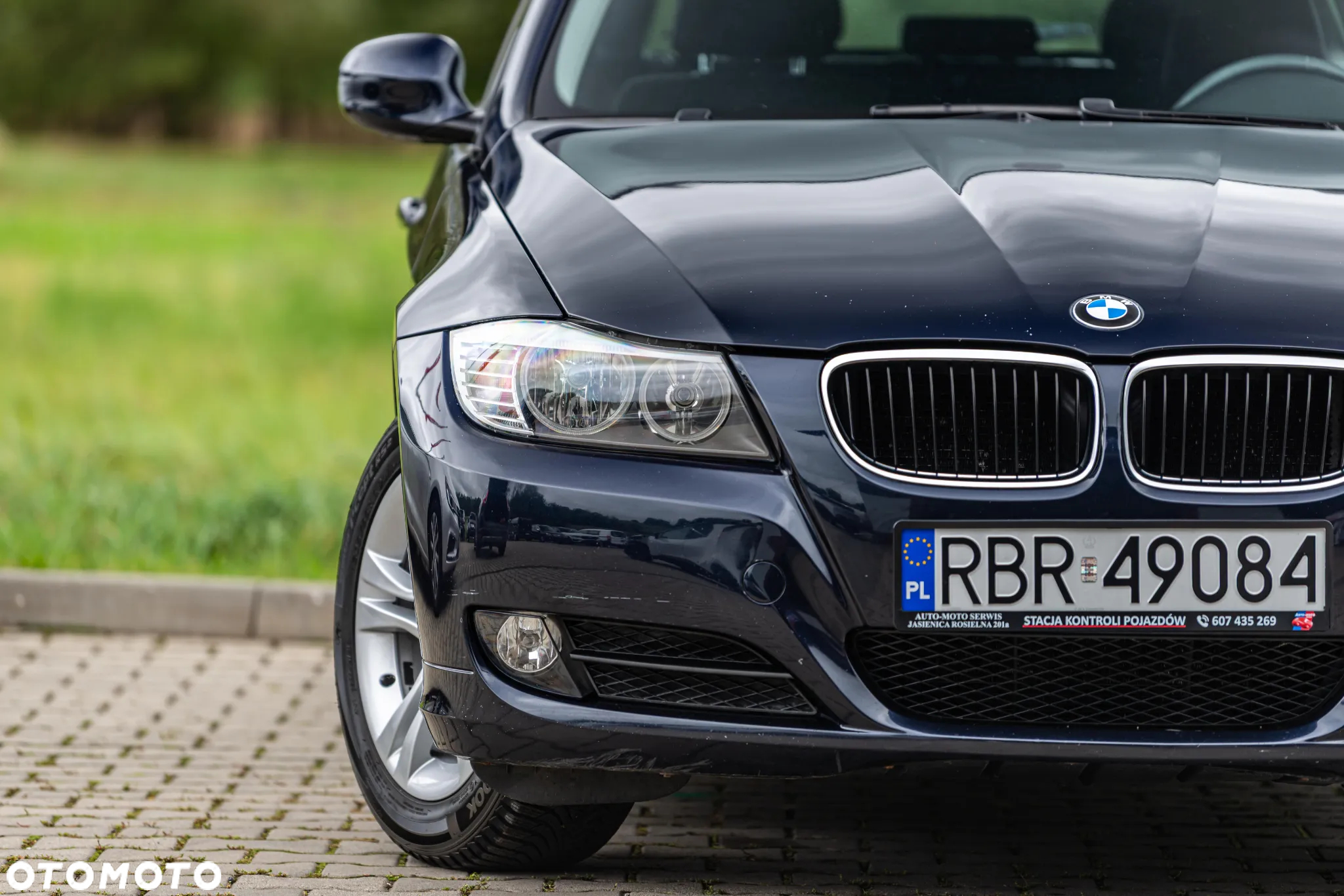 BMW Seria 3 318i - 4