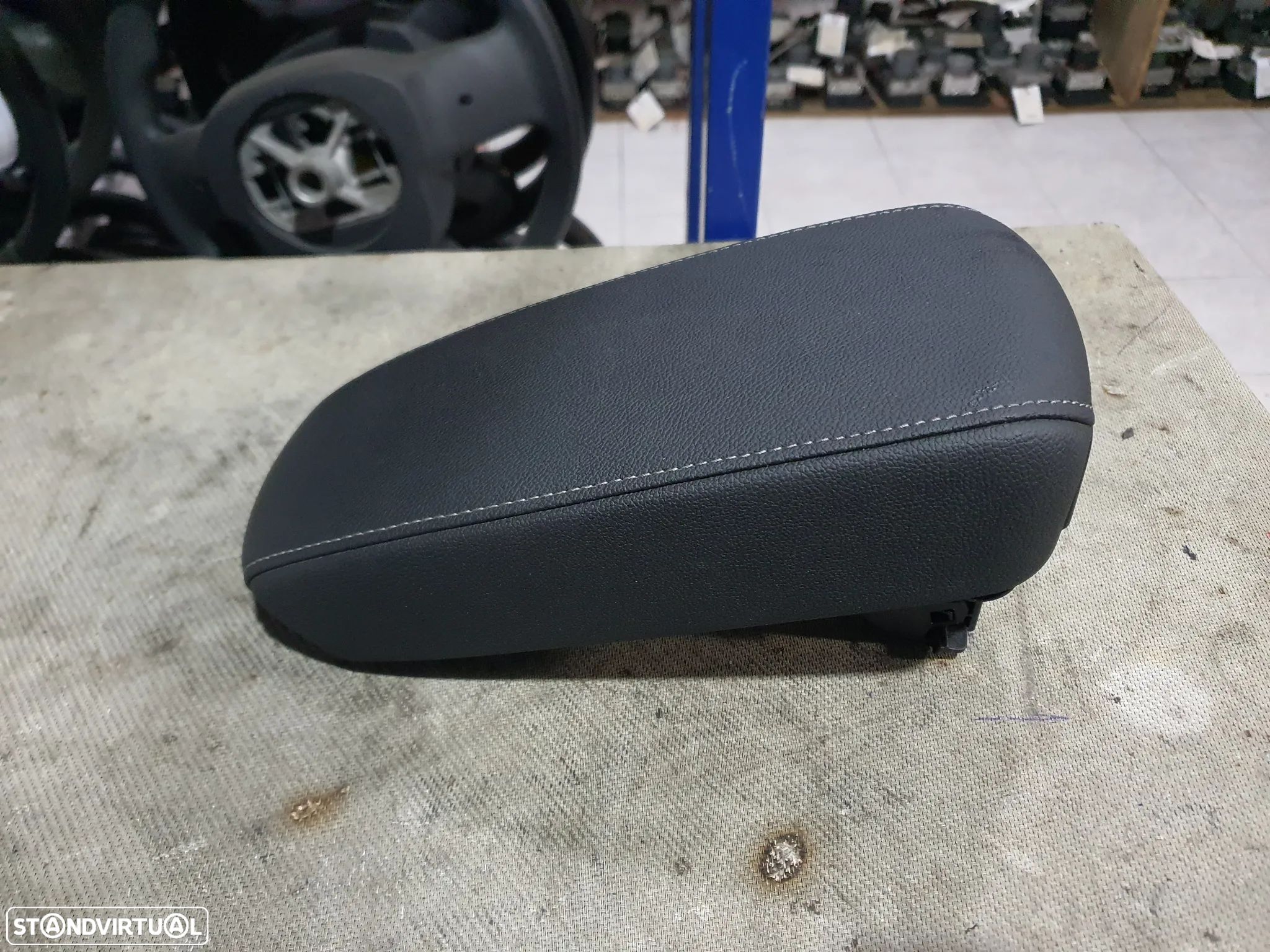 APOIO DE BRAÇO OPEL CORSA F - 1