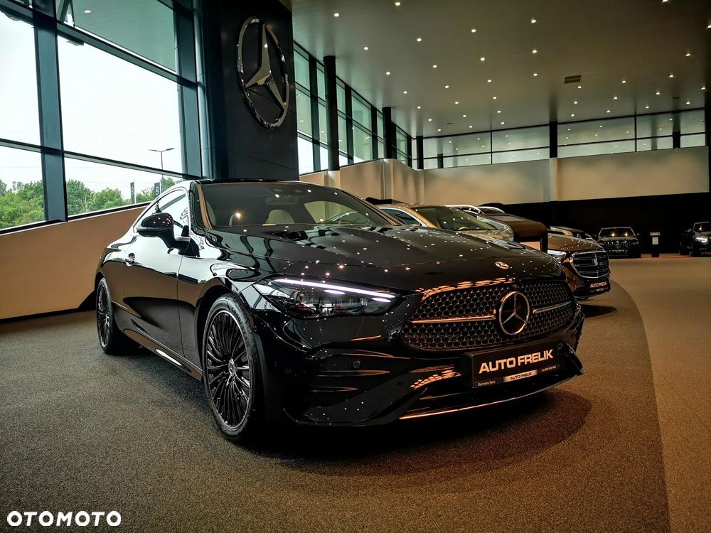 Mercedes-Benz CLE 300 mHEV 4-Matic AMG Line - 3