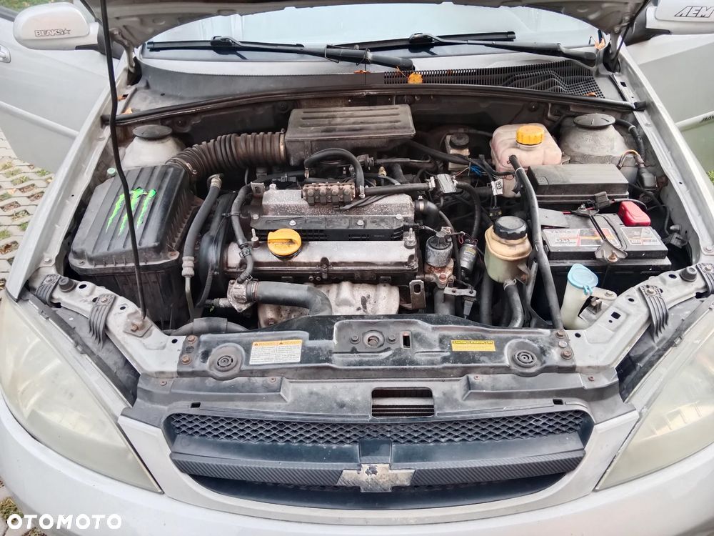 Chevrolet Lacetti - 12
