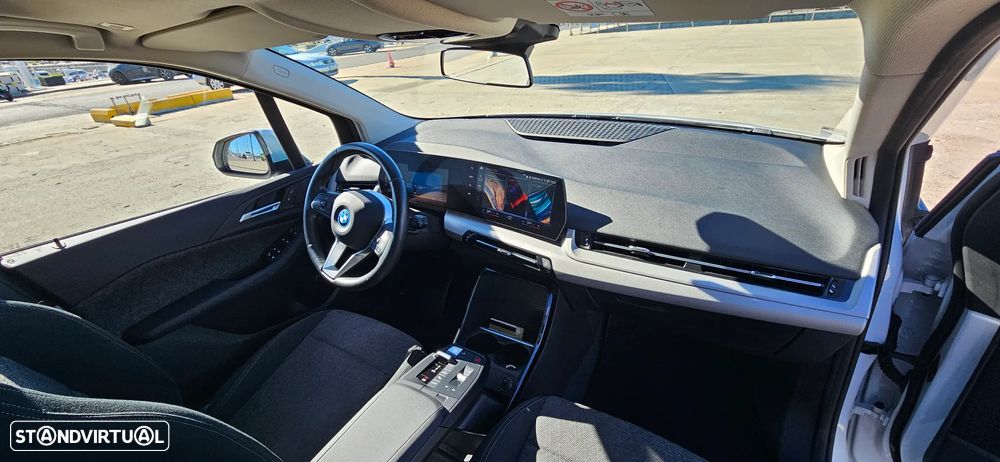 BMW 225xe Active Tourer - 8