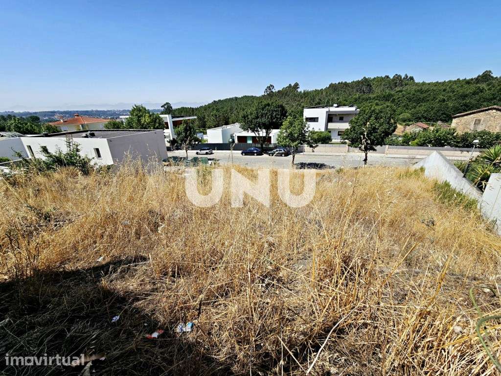 Terreno Urbano - Projeto Aprovado para Moradia Isolada - Grande imagem: 4/9