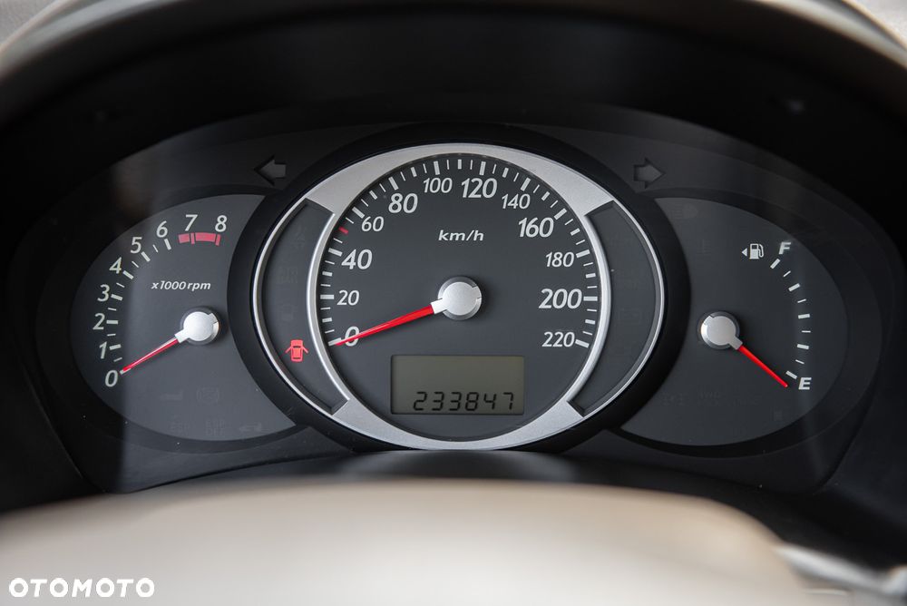 Hyundai Tucson 2.0 2WD GLS - 20