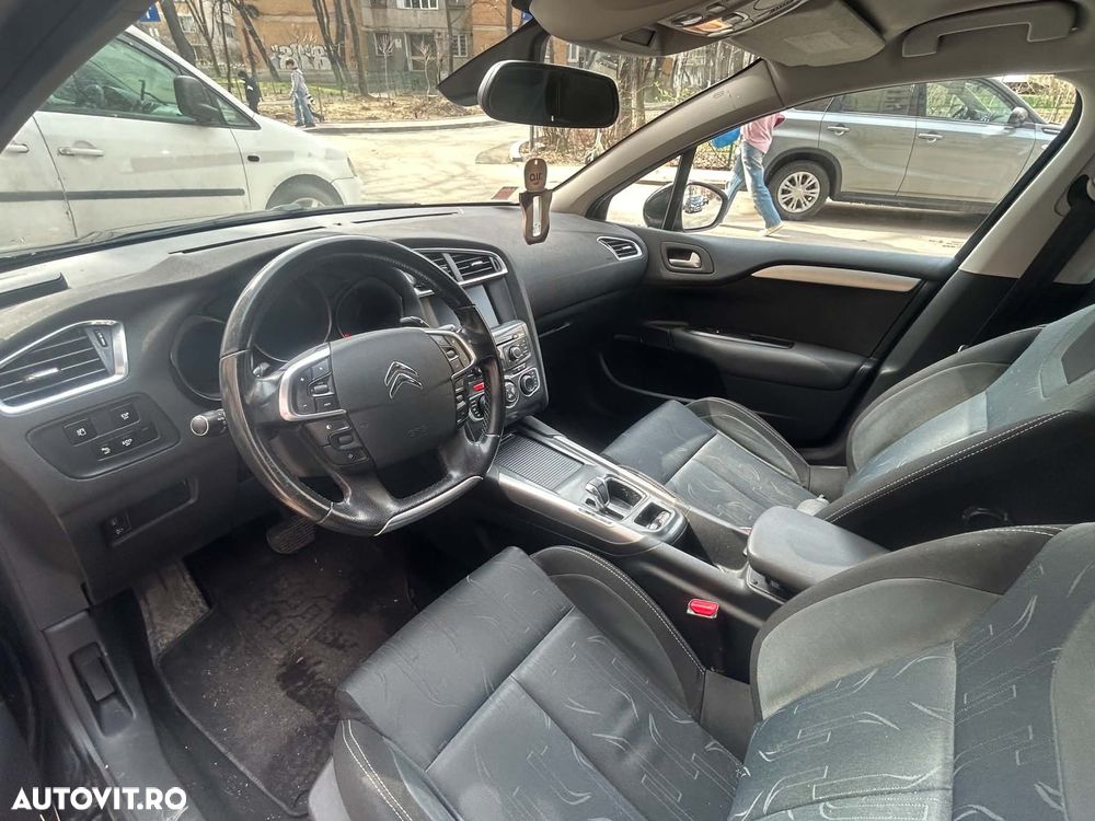 Citroën C4 1.6 e-HDi FAP Exclusive - 7