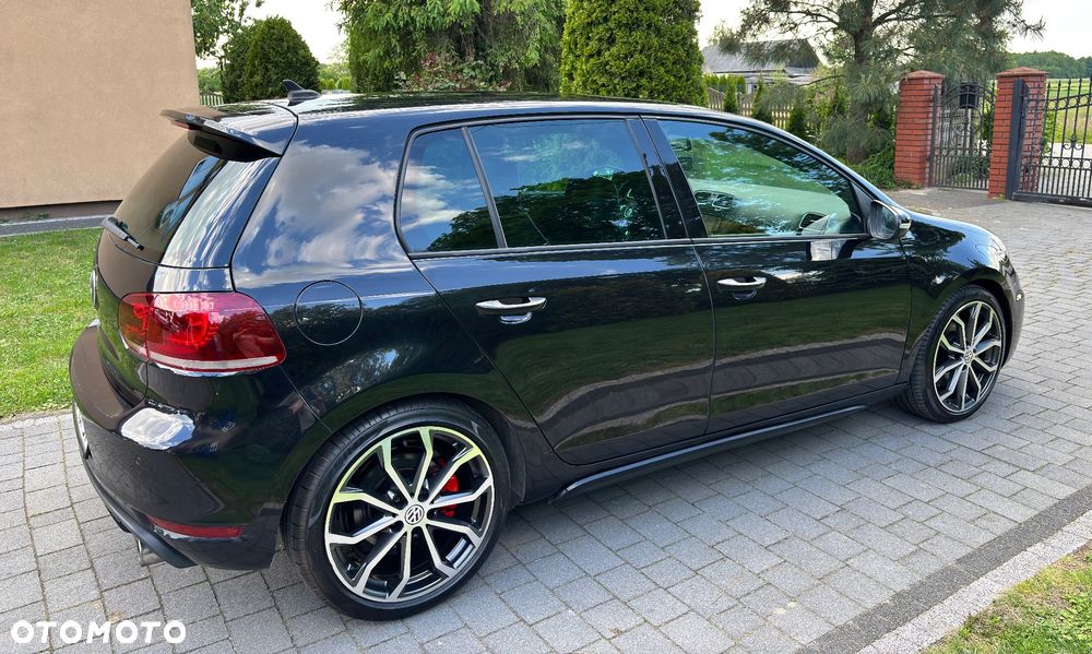 Volkswagen Golf VI 2.0 TSI GTI - 13