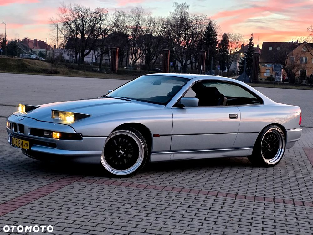 BMW Seria 8 - 10