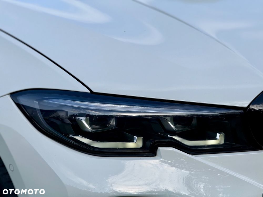 BMW Seria 3 318i M Sport sport - 11