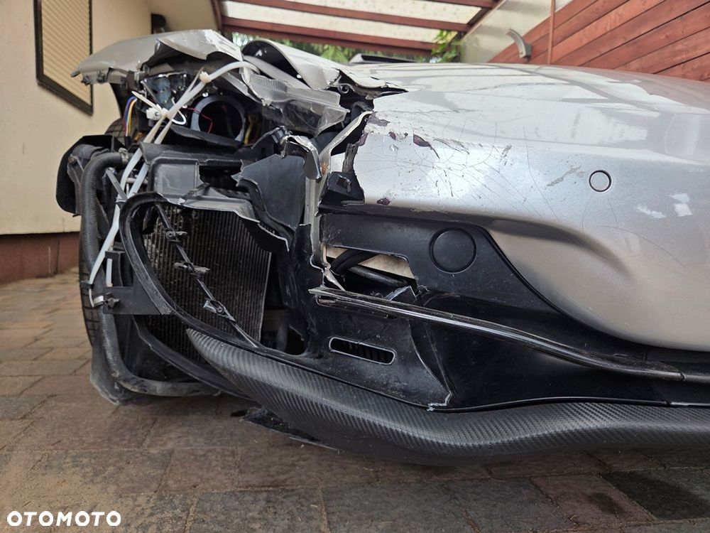 McLaren MP4-12C - 7
