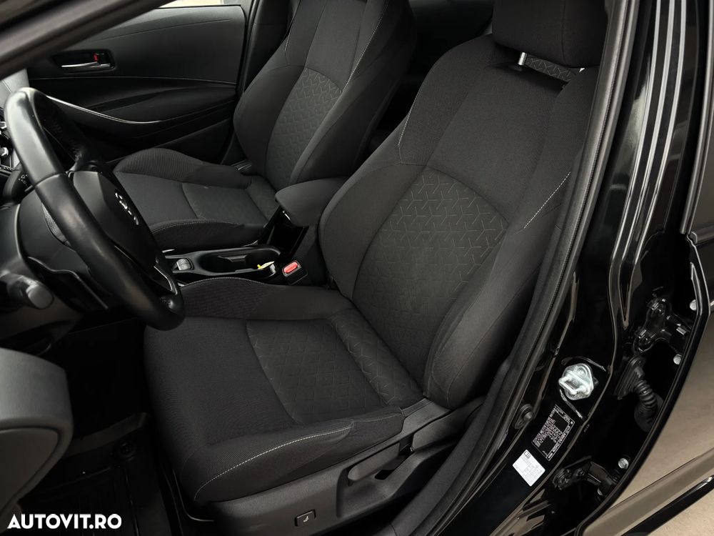 Toyota Corolla 2.0 Business Edition - 37