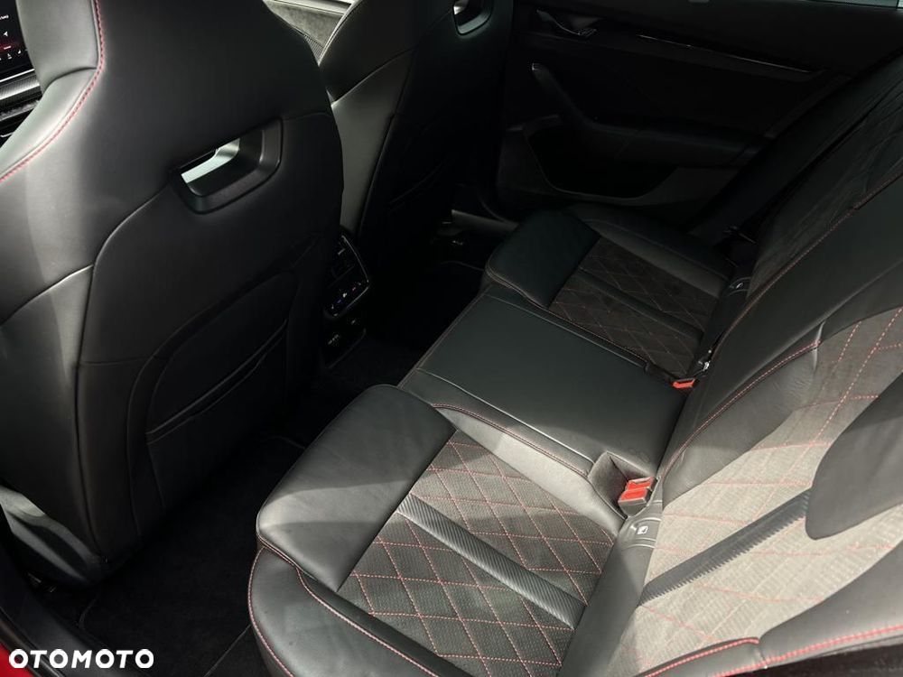 Skoda Octavia 2.0 TDI 4x4 RS DSG - 7