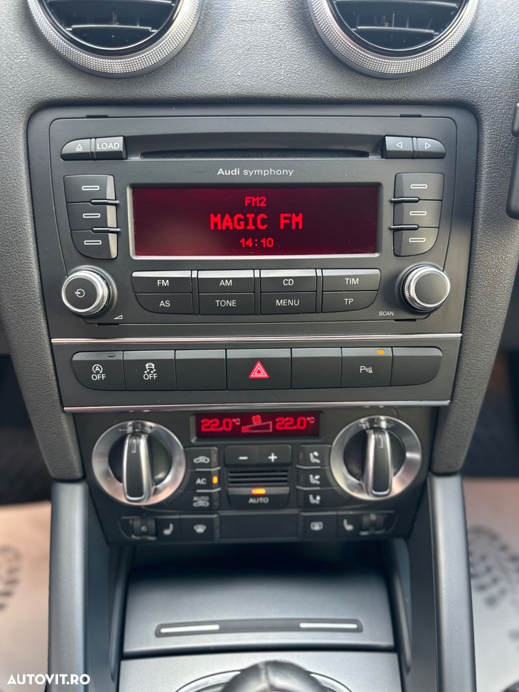 Audi A3 1.6 TDI Sportback DPF S line Sportpaket - 23