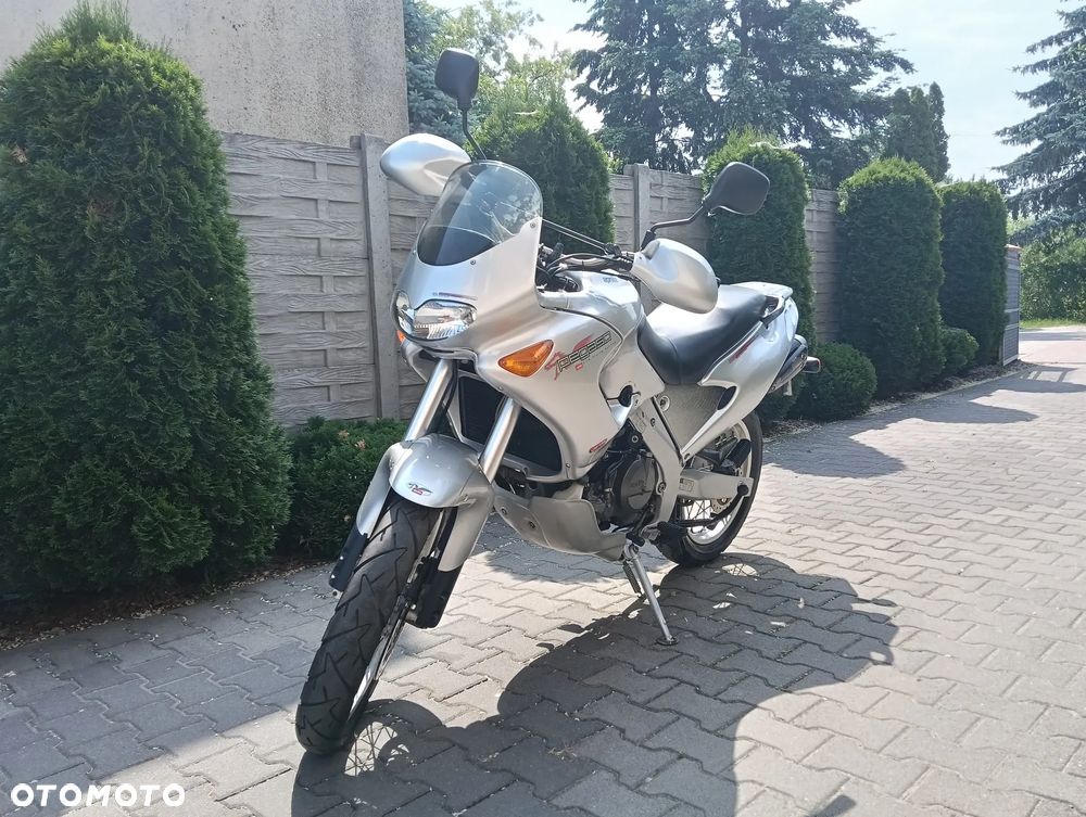 Aprilia Pegaso - 1