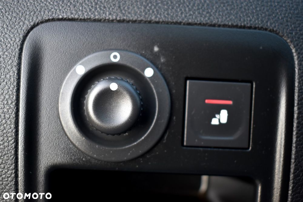 Dacia Duster TCe 150 2WD GPF Sondermodell Adventure - 37