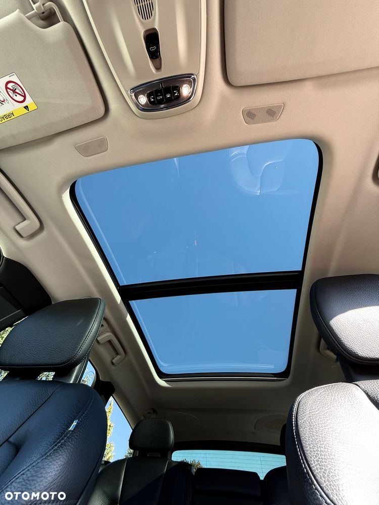 Volvo V90 D4 Momentum - 12