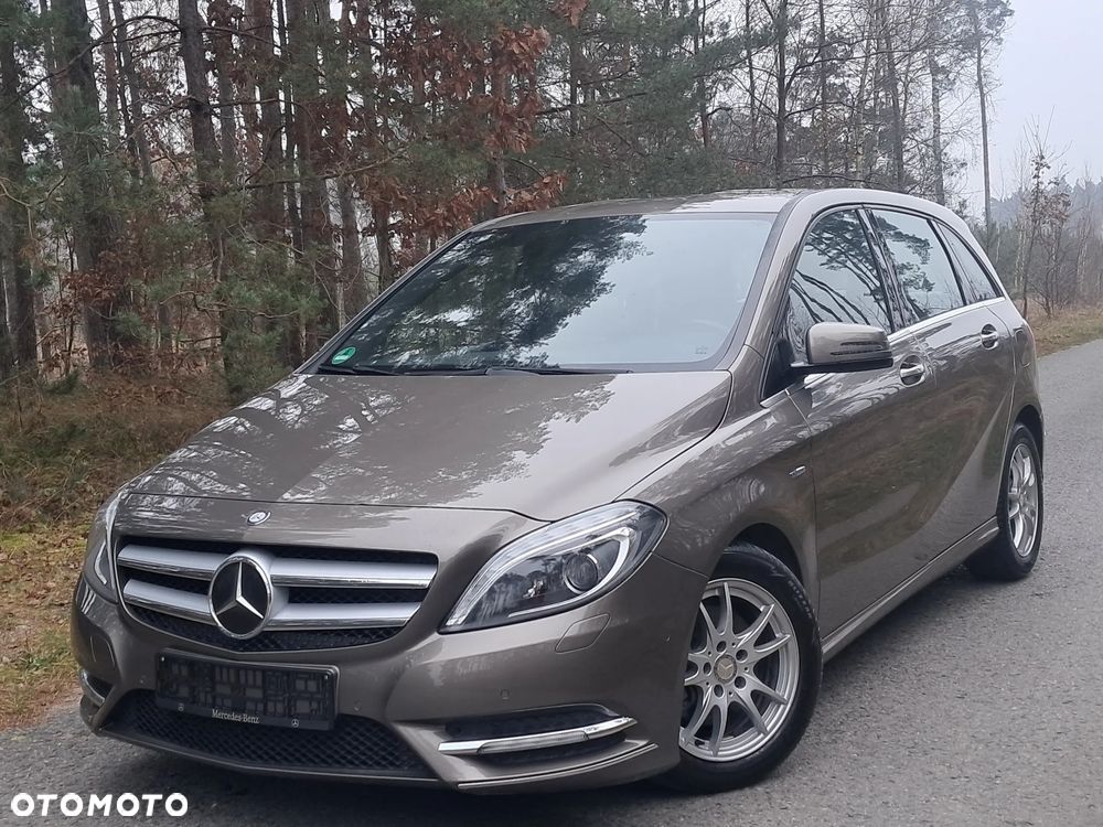 Mercedes-Benz Klasa B 180 BlueEFFICIENCY Edition Style - 3