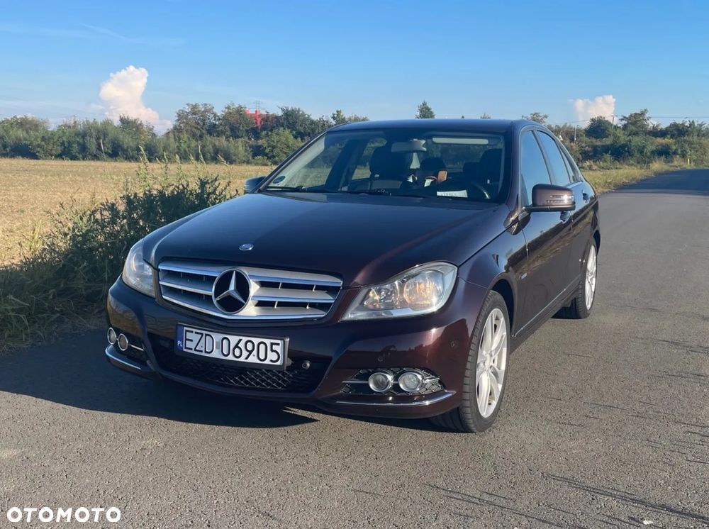 Mercedes-Benz Klasa C 180 CDI DPF (BlueEFFICIENCY) 7G-TRONIC Avantgarde - 1
