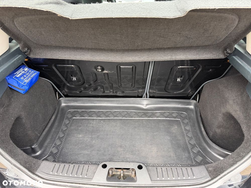 Ford Fiesta 1.25 Titanium - 26