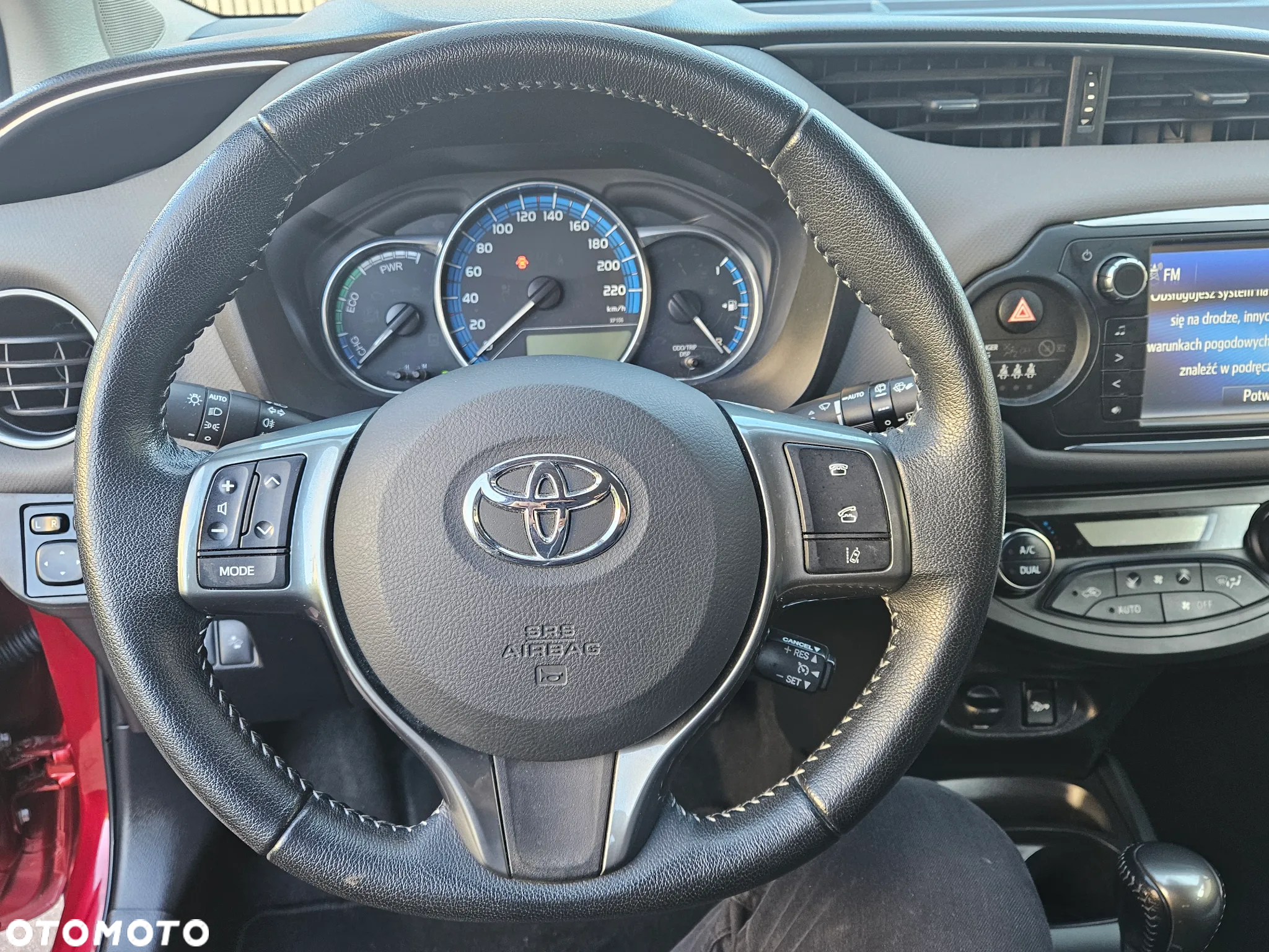 Toyota Yaris Hybrid 1.5 VVT-i Comfort - 30