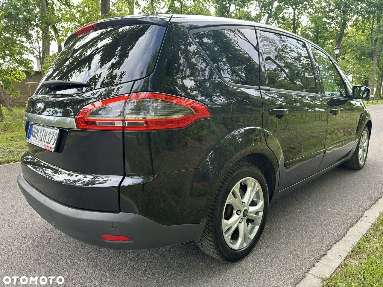 Ford S-Max - 9