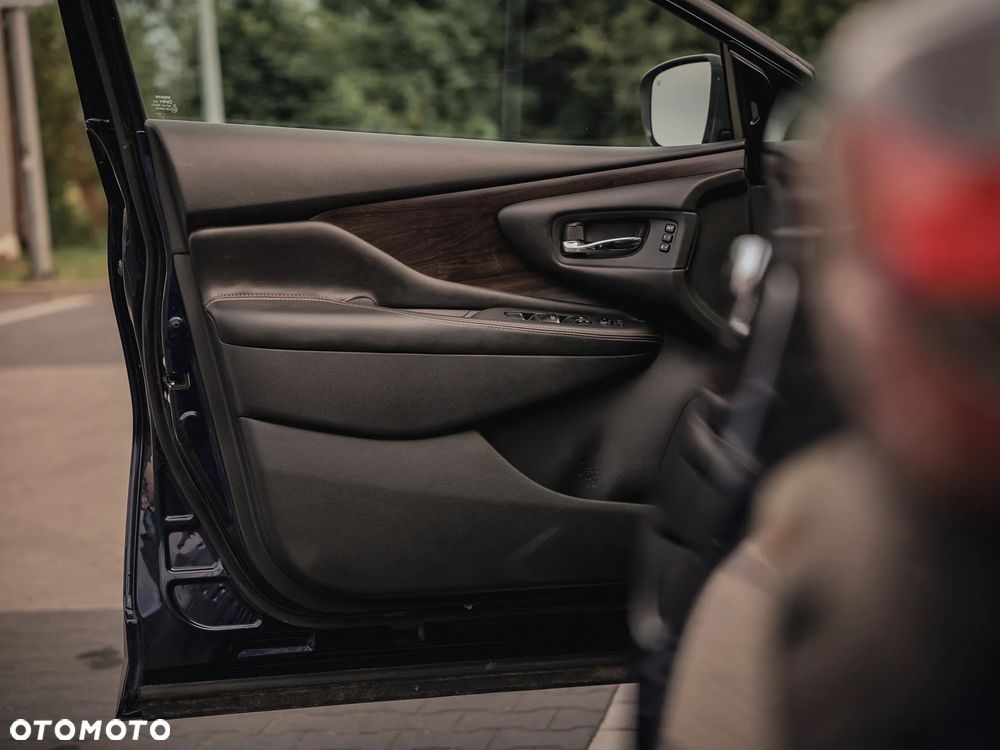 Nissan Murano - 11