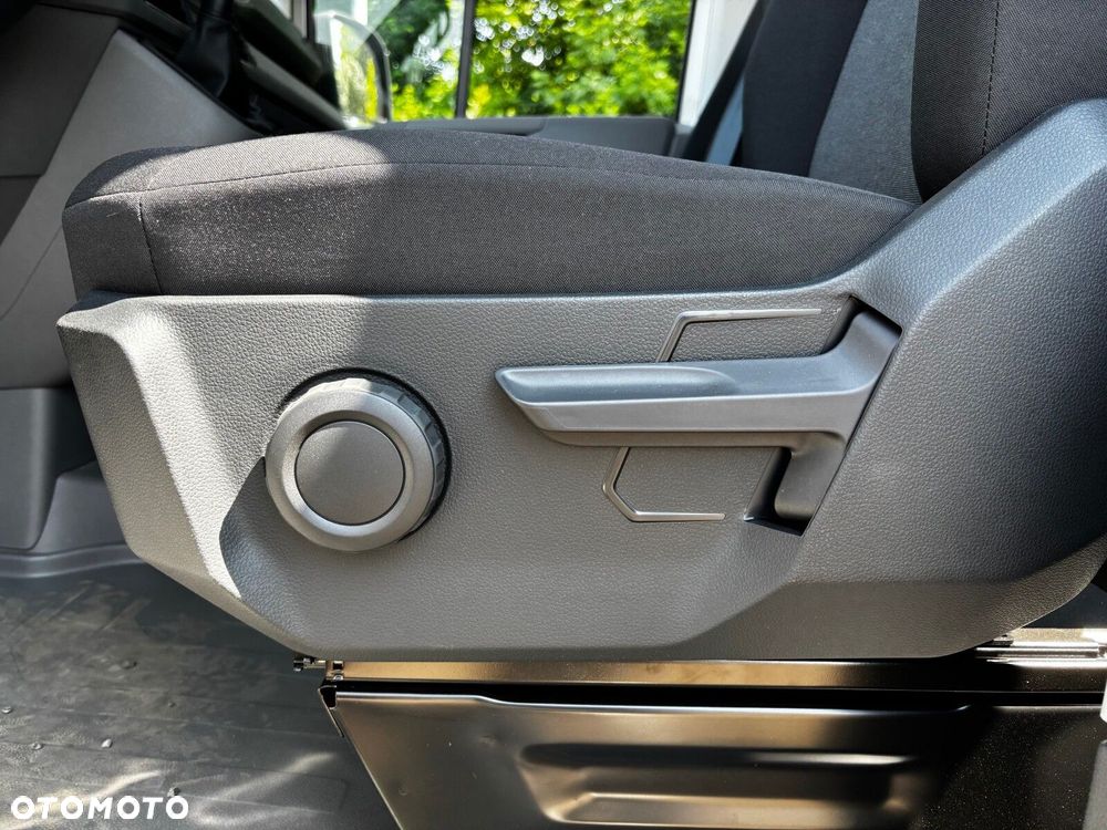 Volkswagen Crafter 35 2.0 TDI L4H2 140 KM DOKA - 18