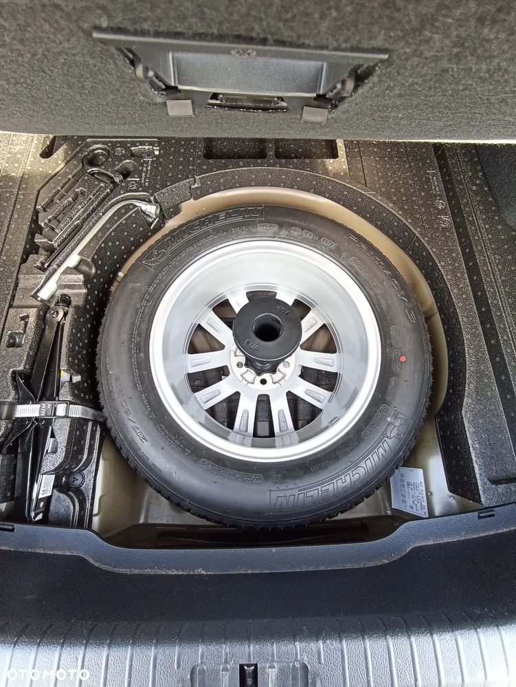 Volkswagen Passat 2.0 TDI EVO Business - 27