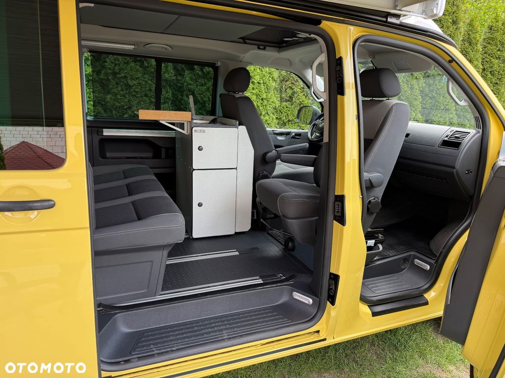 Volkswagen Multivan - 18