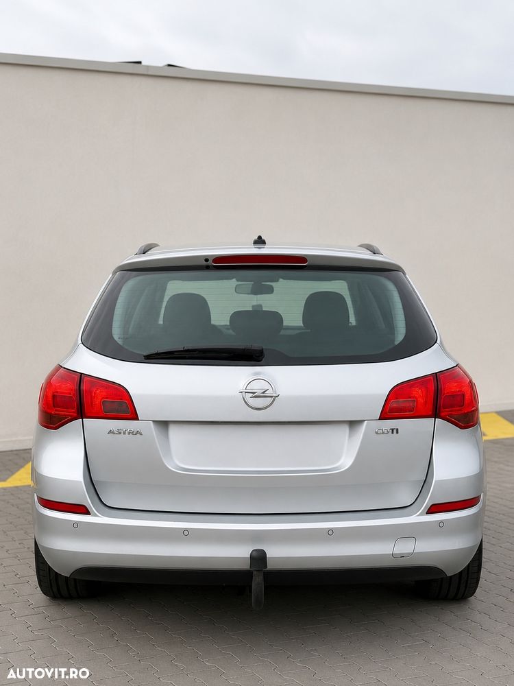 Opel Astra 1.7 CDTI - 8