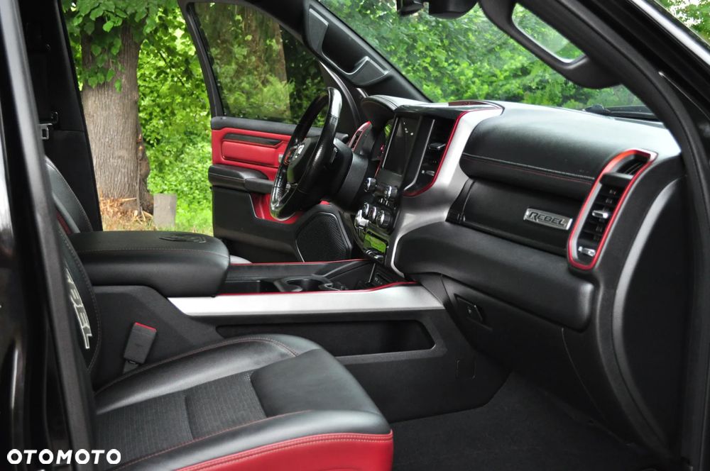 Dodge RAM - 16
