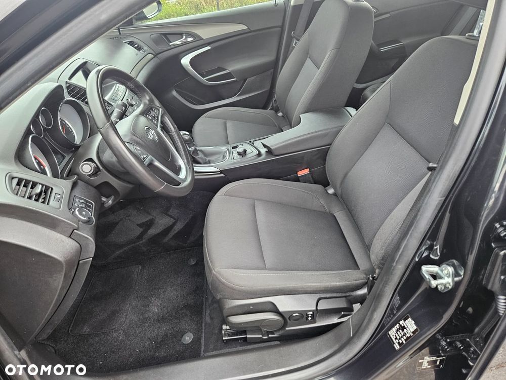 Opel Insignia 1.6 Design Edition - 3