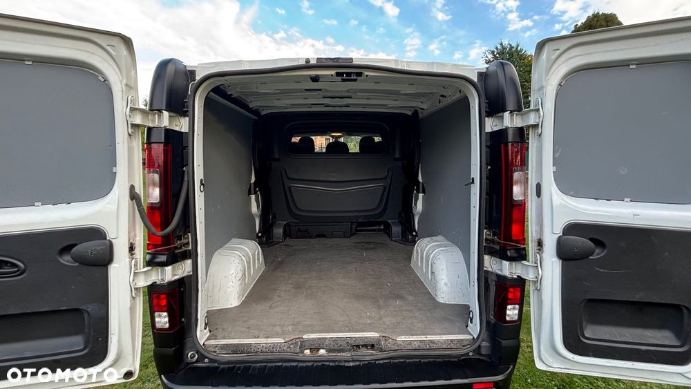 Opel Vivaro L2H1 2.9t Elegance - 20