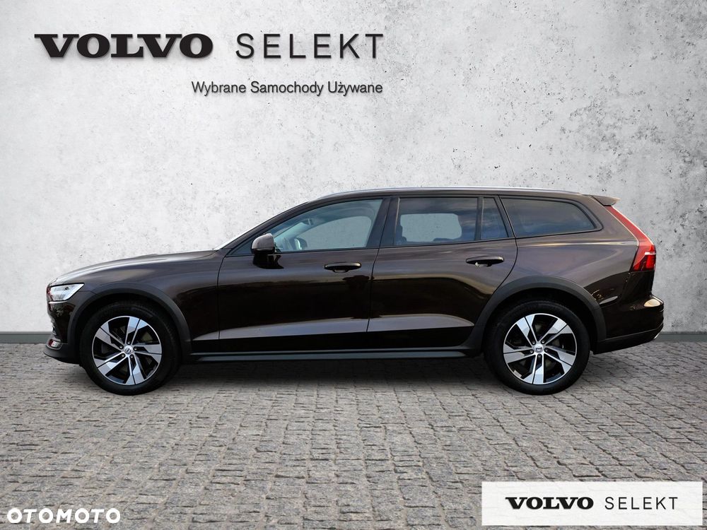 Volvo V60 Cross Country - 4
