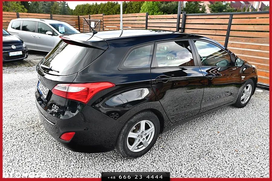 Hyundai i30 blue Kombi 1.6 CRDi DCT Passion - 13