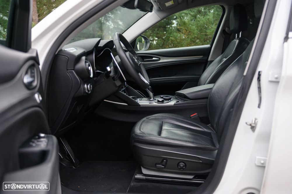 Alfa Romeo Stelvio 2.2 D Super AT8 Q4 - 21