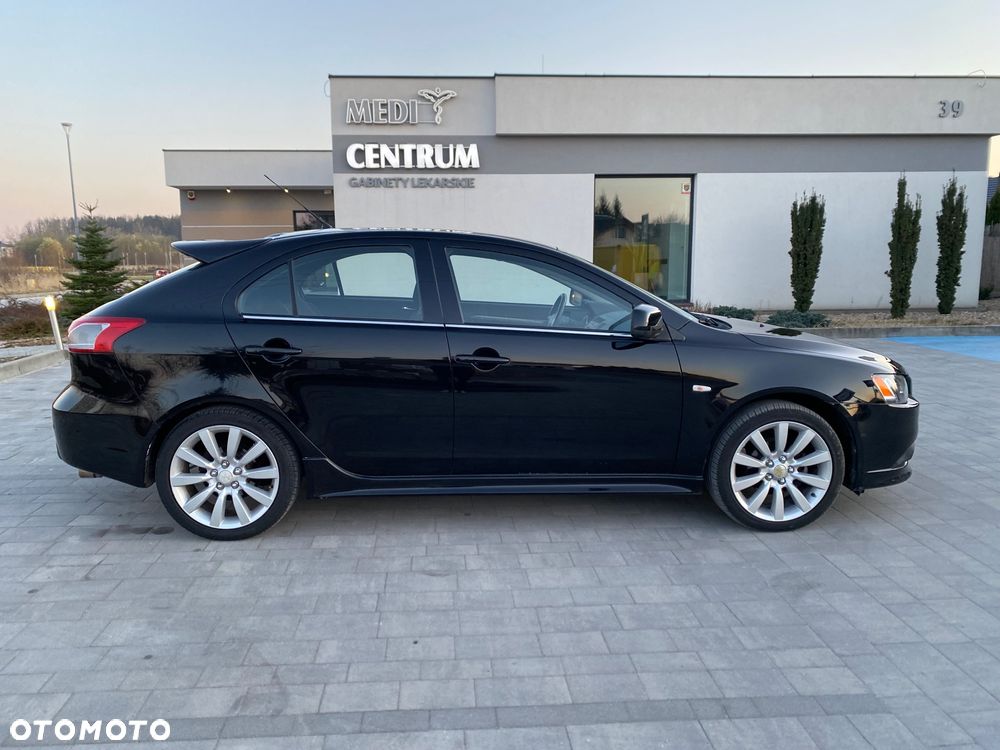 Mitsubishi Lancer 1.8 Intense - 32