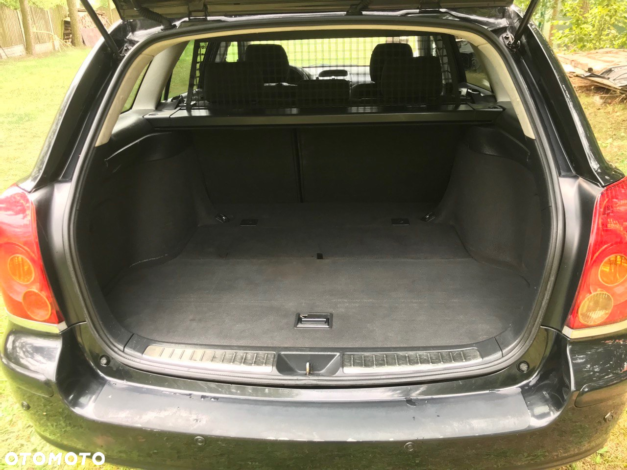 Toyota Avensis - 21