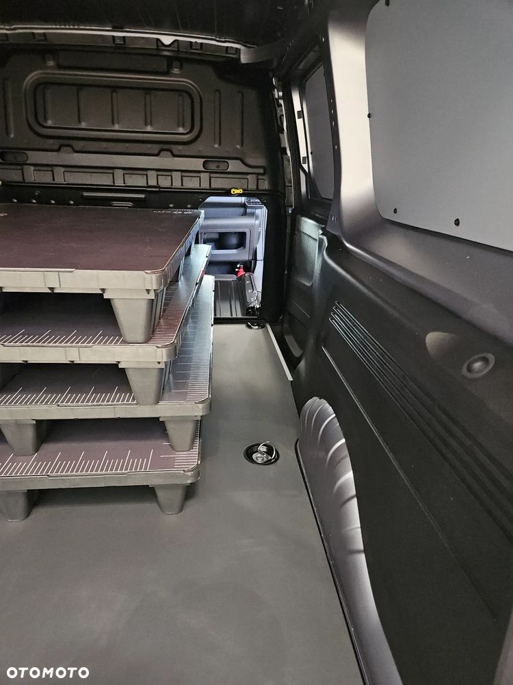 Toyota Proace City - 11